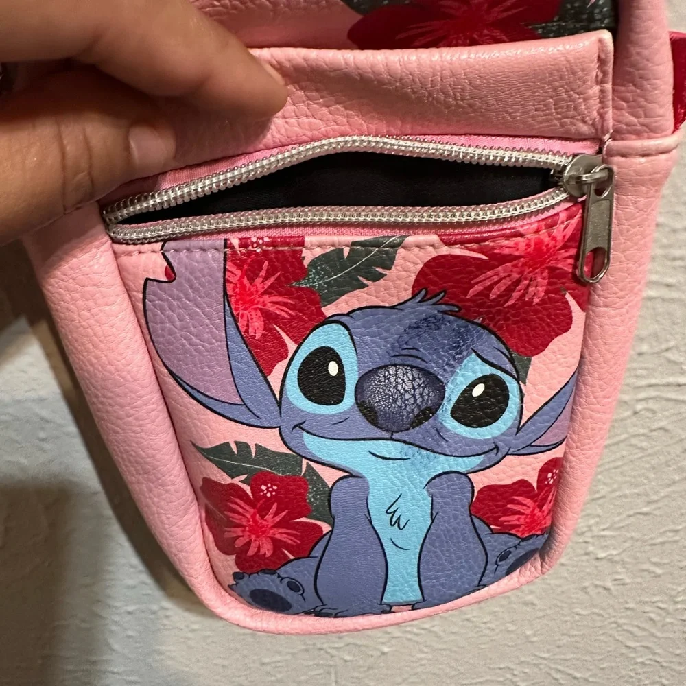 Disney Lilo‎ and Stitch Hibiscus Crossbody Bag